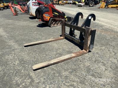 60 in Wheel Loader Forks