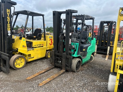 Mitsubishi FGC-25N 5750 lb Forklift