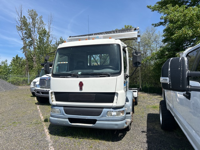 2007 Kenworth T400 4x2 Hooklift Truck