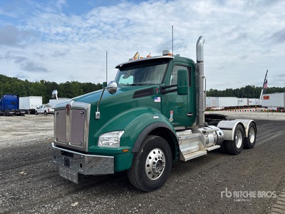 2019 Kenworth T880 6x4 T/A Day Cab Truck Tractor