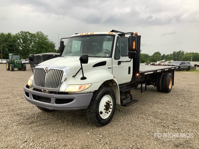2010 International 4300 4x2 Pritsche-Lkw