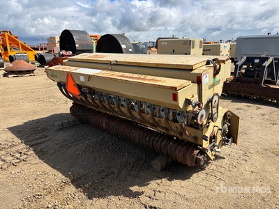 Land Pride 8 ft 3-Point Drillmaschine