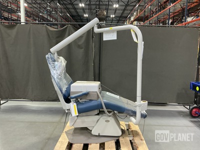 Midmark Knight Dental Chair