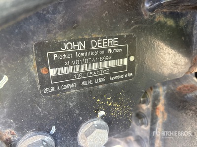 2005 John Deere 110 Lawn Mower