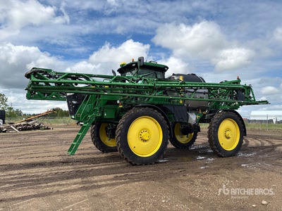 2019 John Deere R4044 132 ft 4x4 High Clearance Self-Propelled Sprayer