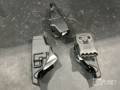 (76) Blackhawk 44H015BK-R-B Taser Holsters