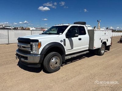 Ford F-450 XLT 4x4 Extended Cab サービスカー