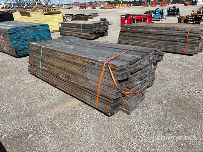 Quantity of (80) SYP Tablas de madera