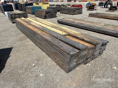 Quantity of (55) 2 ft x 10 ft x 16 ft SPF Tablas de madera