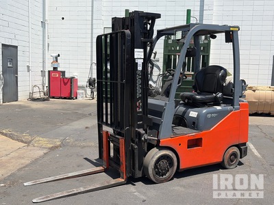 2015 (unverified) Toyota 8FGCU18 3000 lb Cushion Tire Forklift