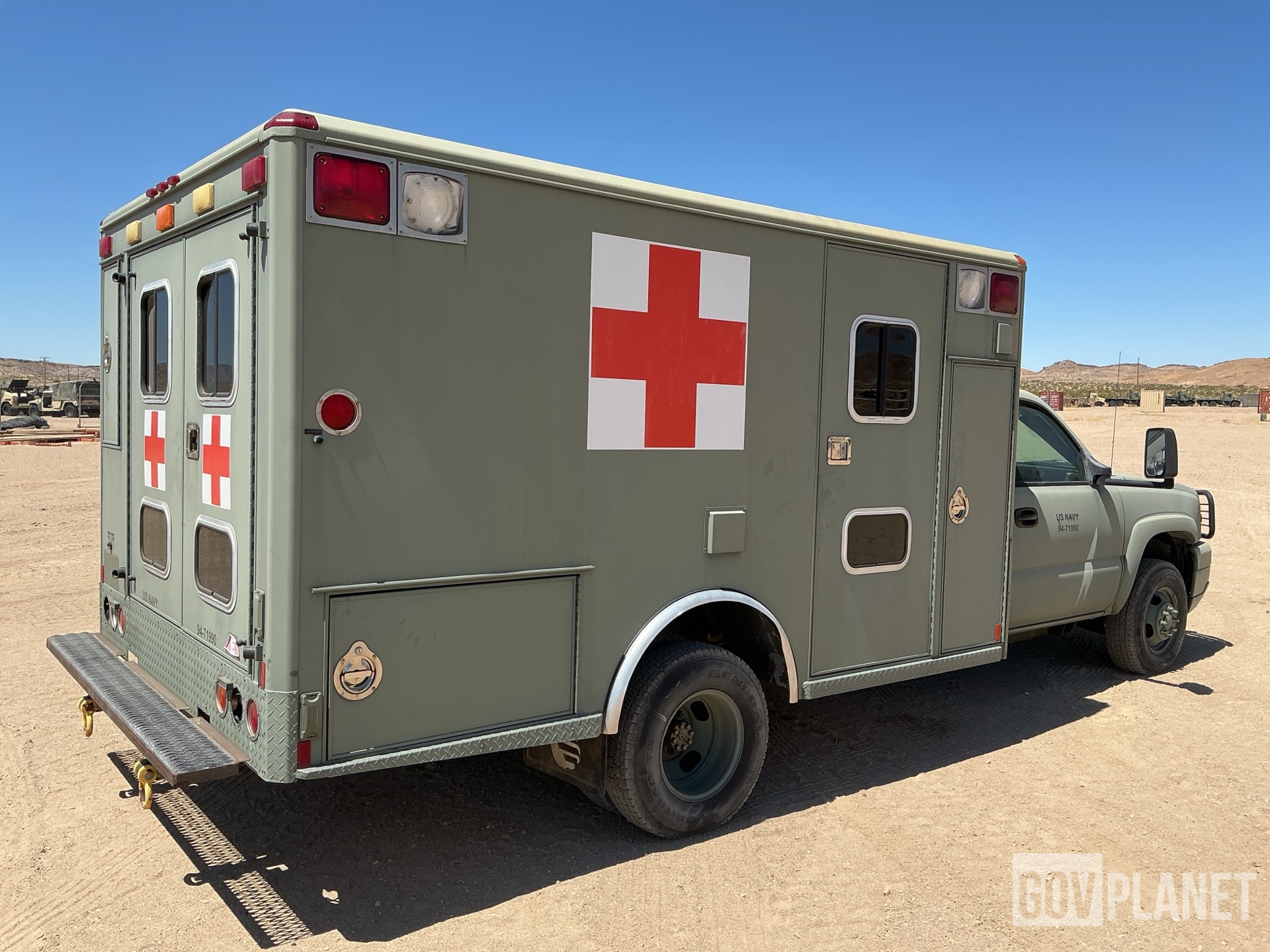 Surplus 2004 Chevrolet Silverado K3500 4x4 Ambulance in Yermo