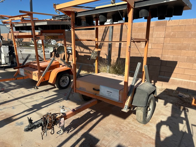 2005 Allmand Arrow Board