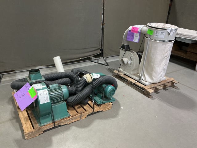 (2) Grizzly Dust Collectors & (1) Seco Dust Collector (2) Grizzly Dust Collectors & (1) Seco Dust Collector