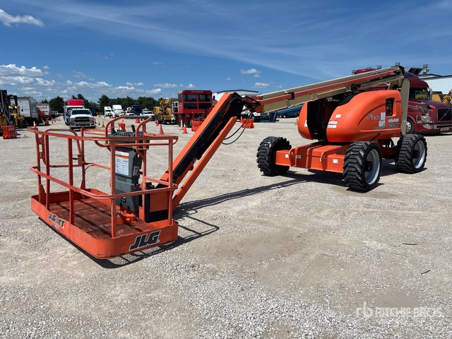 2013 JLG 600AJ 4WD Diesel Articulating Boom Lift