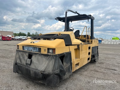 2008 Cat PF-300C 7 Wheel Pneumatic Roller