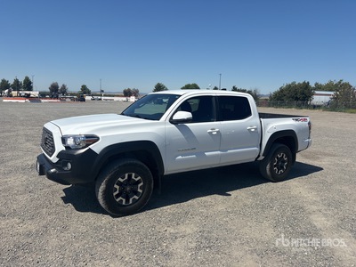 2020 Toyota Tacoma TRD Off-Road 4x4 Crew Cab Pickup
