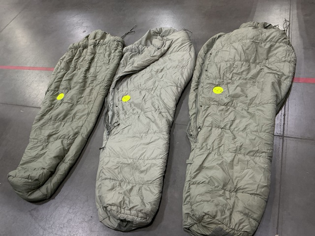 (123) Sleeping Bags