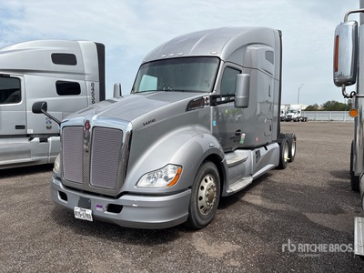 2020 Kenworth T680 6x4 Cabeza Tractora Cabina Dormitorio (Inoperable)
