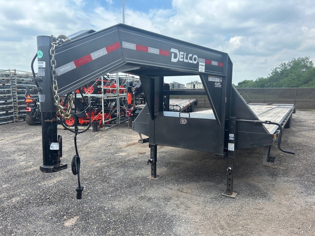 Delco FD40 40 ft T/A Gooseneck Equipment Trailer
