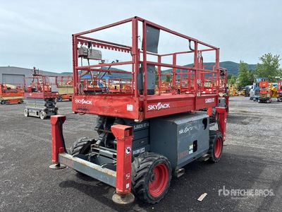 2013 Skyjack SJ6826 RT 4x4 Dual Fuel Hebebühne