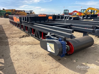 2026 TRIOSTACKER SKW36-60 36 in x 60 ft Portable Radial Stacking Convoyeur (Unused)