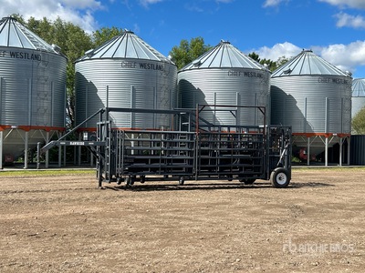 Rawhide Manufacturing Portable Corral Hydraulic Handling System