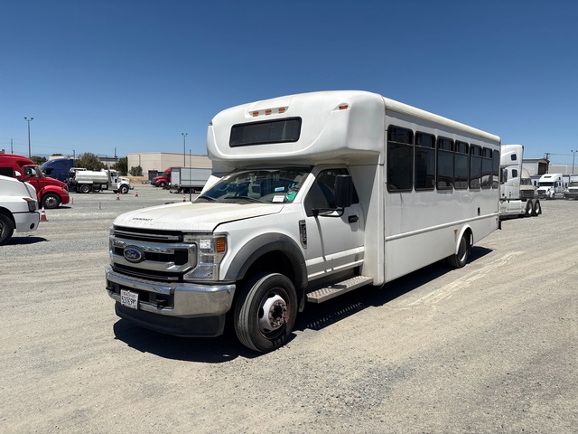 2022 Ford F-550 4x2 30-Seat Transit Bus 2022 Ford F-550 4x2 30-Seat Transit Bus