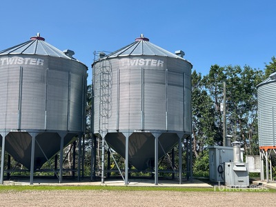 Twister +/- 6600 bu 5 Ring صومعة الحبوب