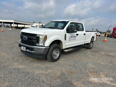 2019 Ford F-250 XL 4x4 Crew Cab Pickup