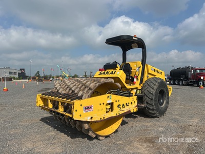 2023 Sakai SV544T Compactador Pata de Cabra