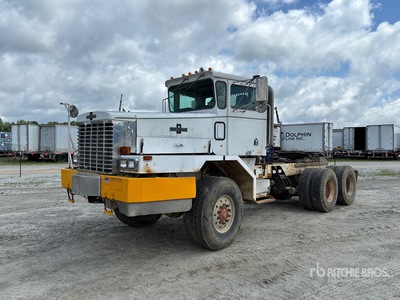 1999 Oshkosh FF2346 6x6 トラックトラクター（T/A）