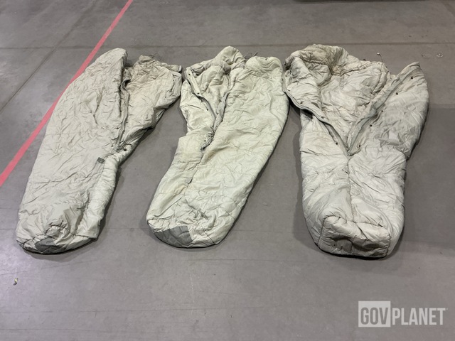 (78) Sleeping Bags