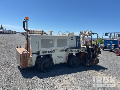 1991 Ingersoll Rand MW250C Cold Planer