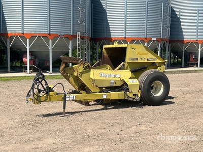 1991 Degelman 6800 57 in Paddle Rock Picker