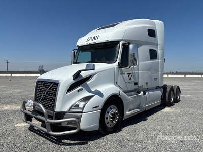 2022 Volvo VNL760 6x4 T/A Sleeper Truck Tractor