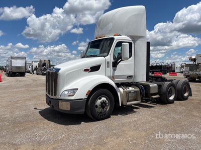 2021 Peterbilt 579 6x2 تراكتور شاحنة كابينة النوم (ثنائية المحور)