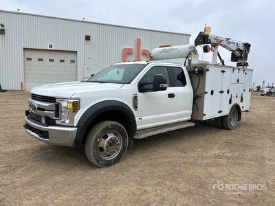 2019 Ford F-550 XLT 4x4 Extended Cab Ciężarówka serwisowa