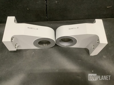 (4) C.E. Machine 5599884-11 Rotating Shaft Eye Brackets