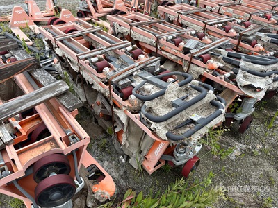 Quantity of (6) Doosan HPT28-2-06 5500 lb Pallet Jack