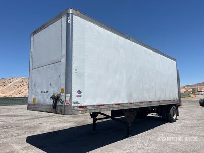 2010 Utility 28 ft x 102 in S/A Van Trailer