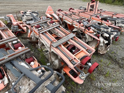 Quantity of (6) Doosan HPT28-2-06 Pallet Jack