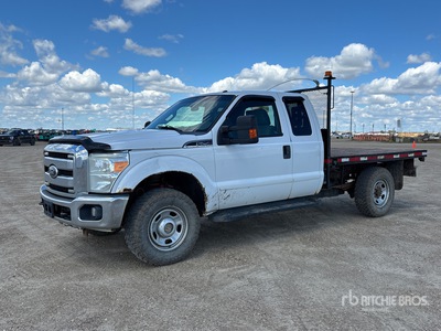 2011 Ford F-250 XLT 4x4 Extended Cab Camion à Plateau