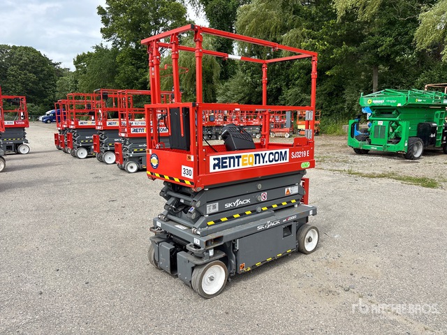 2024 Skyjack SJIII3219 Electric Scissor Lift