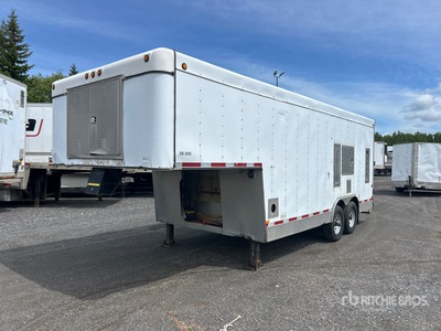 2008 Olympian RF824 25 ft T/A Gooseneck Gesloten aanhangwagen