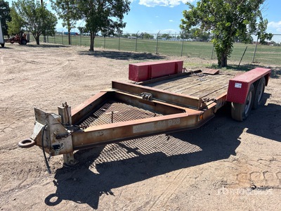 1985 Homemade Trailer 14 ft T/A Remorque Basculante Pour Équipement