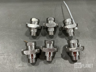 (6) Eaton AE85188M Quick Disconnect Coupling Assemblies