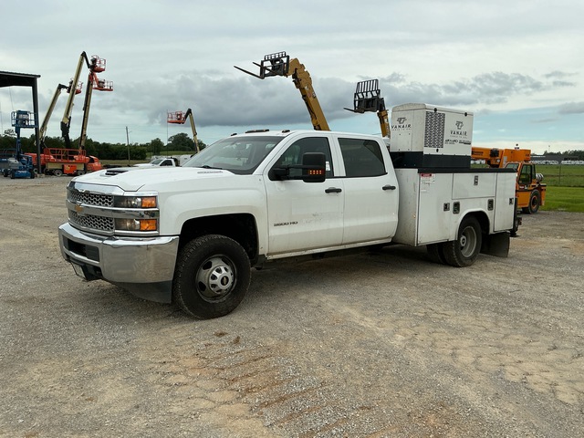 2019 Chevrolet Sliverado 3500HD 4x2 Crew Cab Service Truck 2019 Chevrolet Sliverado 3500HD 4x2 Crew Cab Service Truck