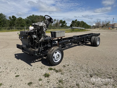 2025 Ford 4x2 Stripped Chassis Truck