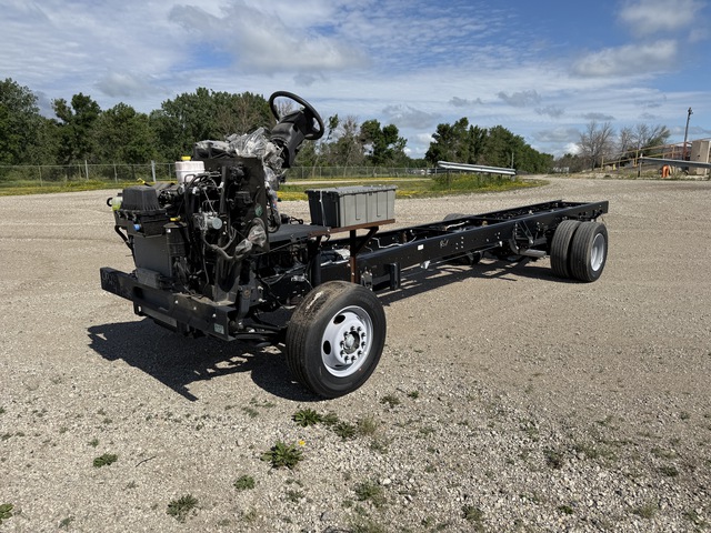 2025 Ford 4x2 Chassis Truck (Unused)