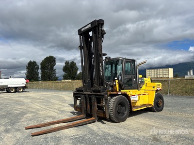 2015 Hyundai 160D-7A 35053 lb Pneumatic Tire Forklift